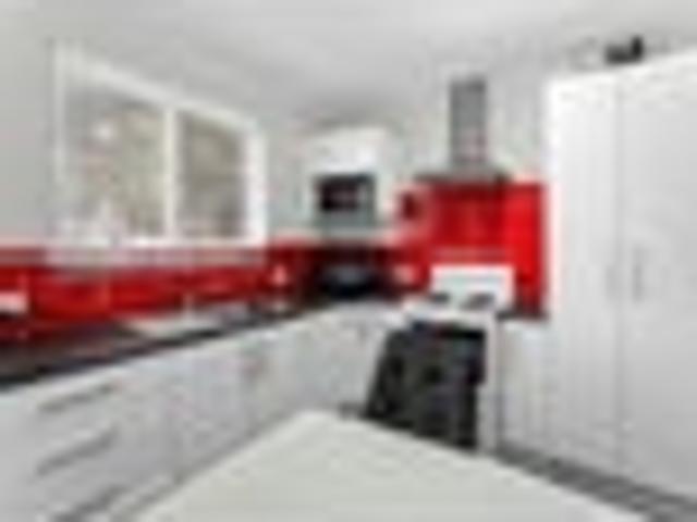 #GAMEDAY 4 Bed + 2 Bed, $1140
