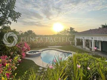 GANGA | Se Vende Hermosa Casa de Playa | Hacienda Pacífica, San Carlos