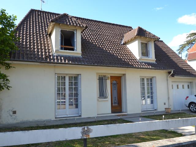 GANNAT Centre, maison T4 avec jardin et garage