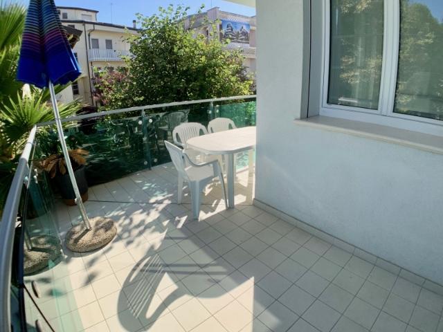 Gabicce Mare ZONA MARE AFFITTASI APPARTAMENTO COMPLETAMENTE ARREDATO