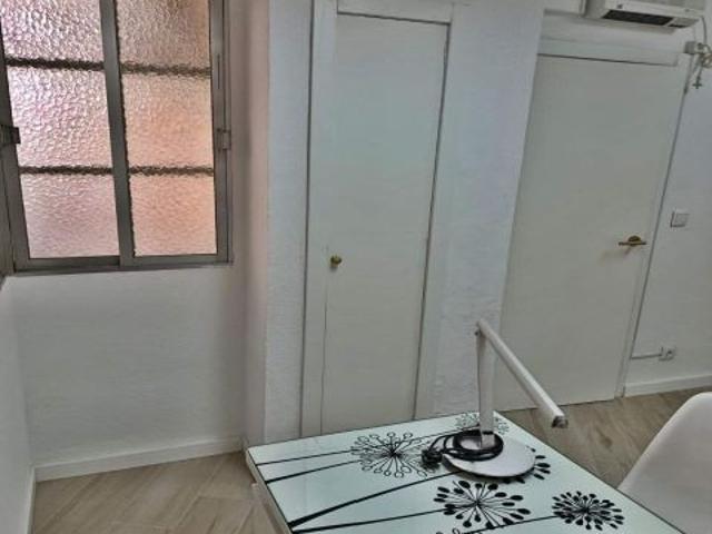 GABINETE COMERCIAL EN ALQUILER – CALLE GENERAL O´DONNELL– ZONA ENSANCHE / DIPUTACIÓN – ALICANTE