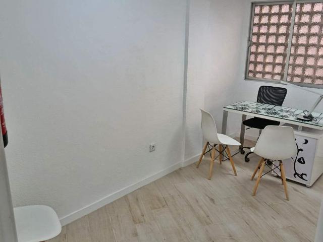 GABINETE COMERCIAL EN ALQUILER – CALLE GENERAL O´DONNELL– ZONA ENSANCHE / DIPUTACIÓN – ALICANTE