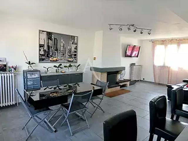 Gagny 93220 Achat / Vente maison 5 pièces t5 au dernier étage