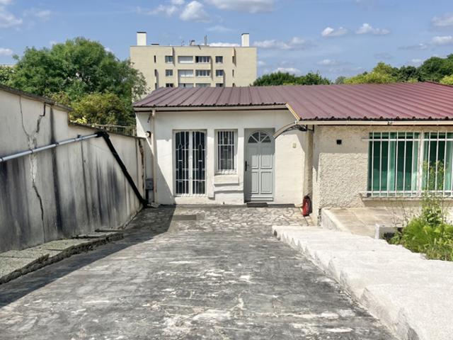 GAGNY 93220 Appartement F2 jardin privatif mezzanine à vend