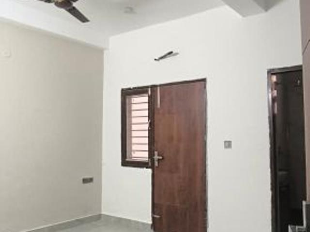 Gail CGHS 2 Bedroom 1200 Sq. Ft. Builder Floor in Sector 56 Gurgaon Listing ID: #10006
