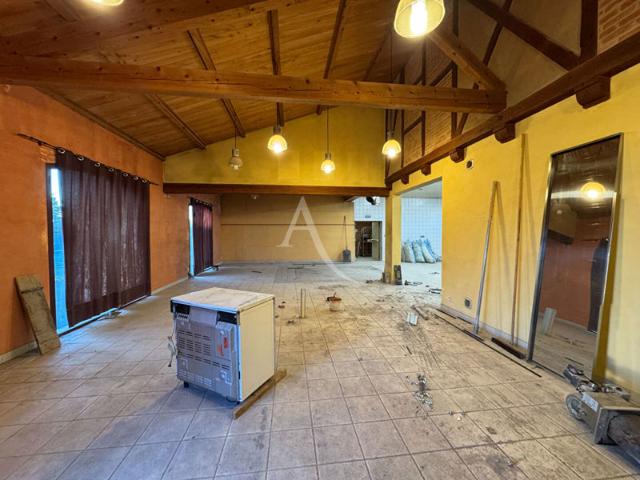 Gaillac. Maison de +/ 219 m²
