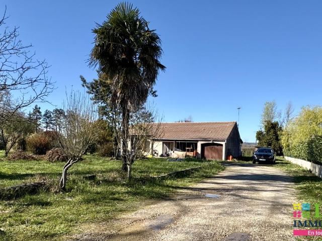Gaillac, maison de plain pied de 95 m² sur 2000 m² de terrain plat