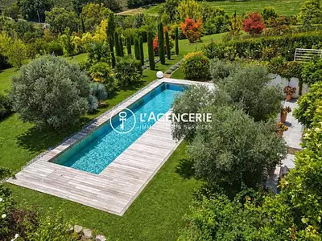 Gaillac 81600 Achat / Vente maison 9 pièces t9 piscine