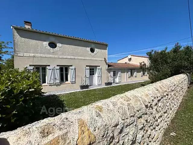 Gaillan en Médoc 33340 Achat / Vente maison 5 pièces t5 piscine parking