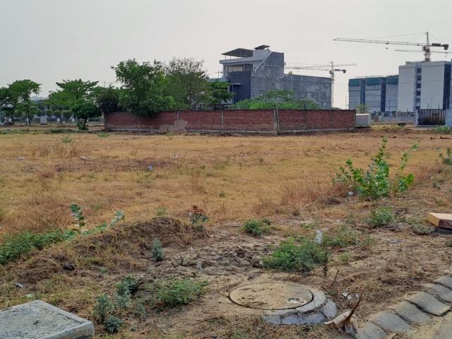 Galaxy Associates 395 Sq.Yd. Plot in Wave City Ghaziabad Listing ID: #8784
