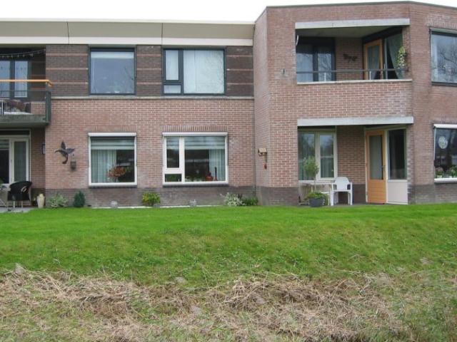 Galerijflat te huur in Menaam