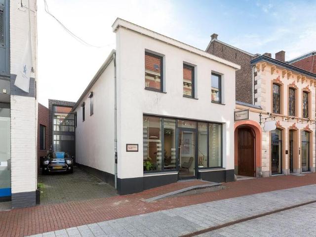Galerijflat appartement te huur in Weert