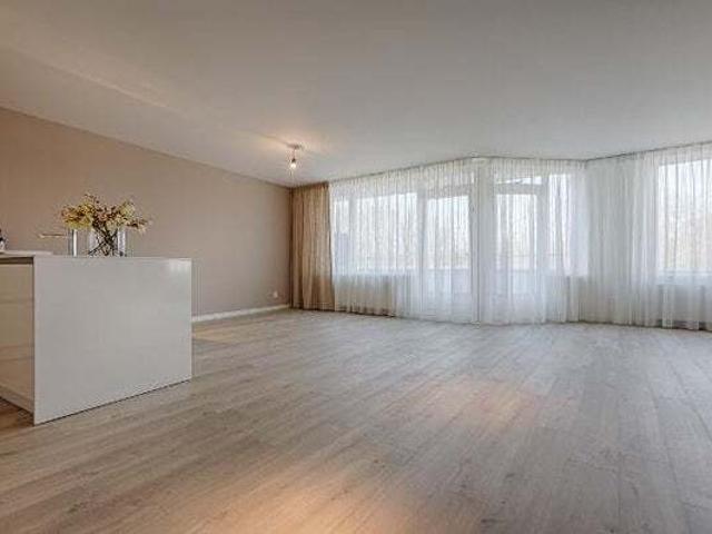 Galerijflat appartement te huur in Den Haag