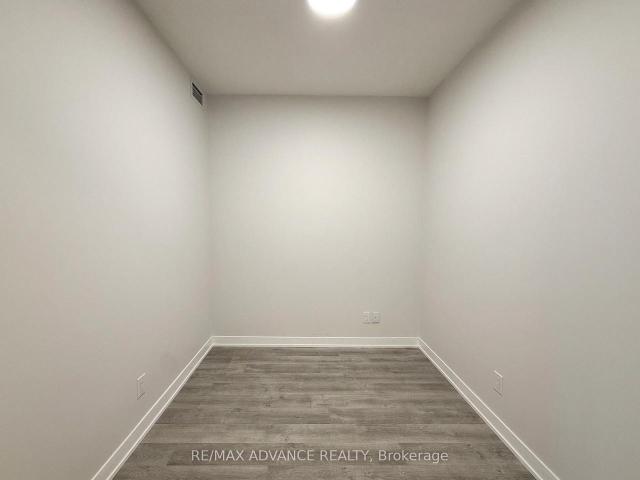 Gallery Square Condos 1 Bedroom Apartment for Rent at 8119 Birchmount Rd, Markham, ON L6G 0H5 Unionville
