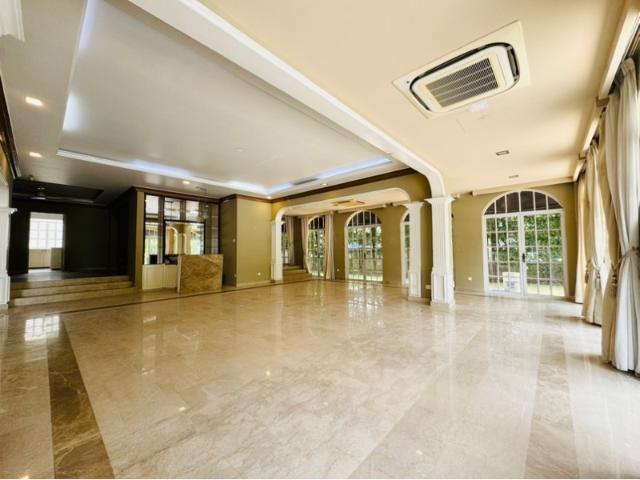 Gallop Villas Detached House For Sale, $32,000,000, 5 Bed 5 Bath 6,000 sqft $2,162.00 psf