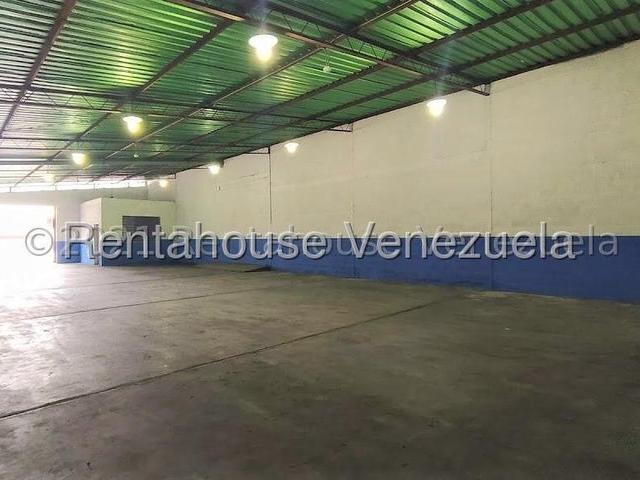 Galpón 260m² Zona Industrial Castillito – San Diego Código: 26 14435 Solo clientes directos