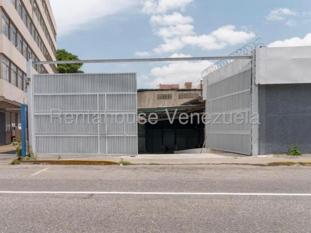 Galpon en Alquiler en Caracas Boleíta Sur Distrito Federal 1045 m2