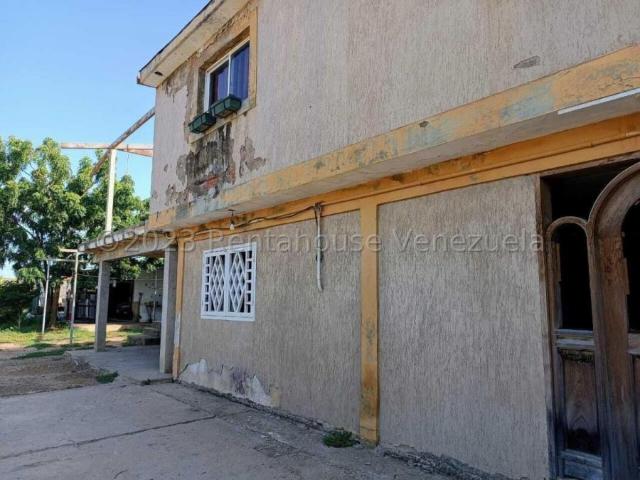 Galpon en Venta en Punto Fijo Falcón 1800 m2