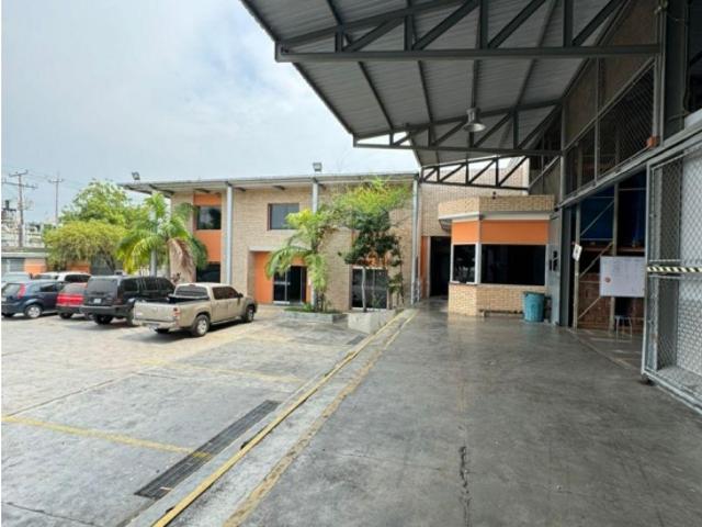 GALPON EN VENTA EN ZONA INDUSTRIAL MUNICIPAL NORTE