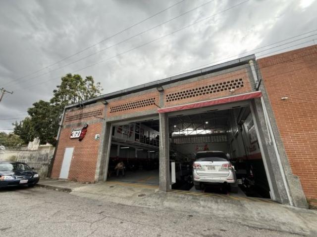 Galpon en Venta Los Dos Caminos Caracas