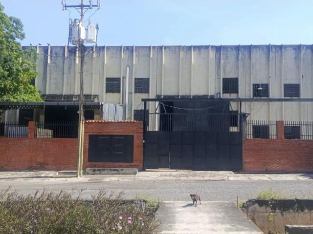 GALPON INDUSTRIAL 2.800 M2 | ZI CLORIS GUARENAS