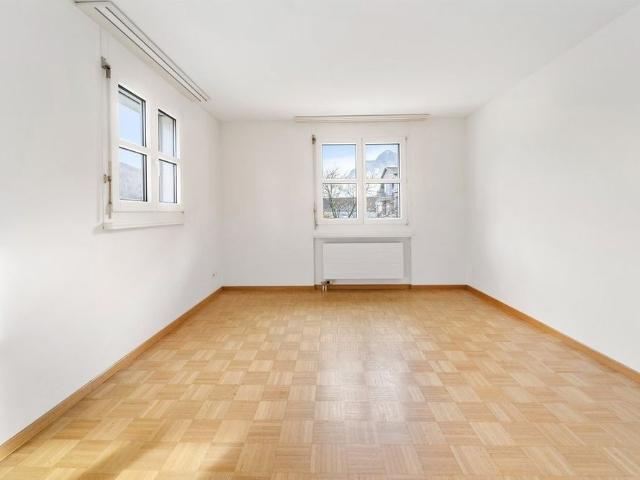 Gartenwohnung mit Sitzplatz