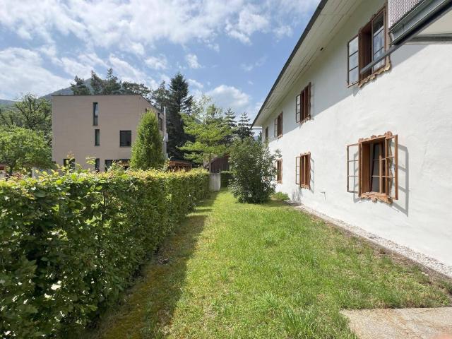 GARTENWOHNUNG Modernes Wohnen im historischen Herrenhaus TOP 4