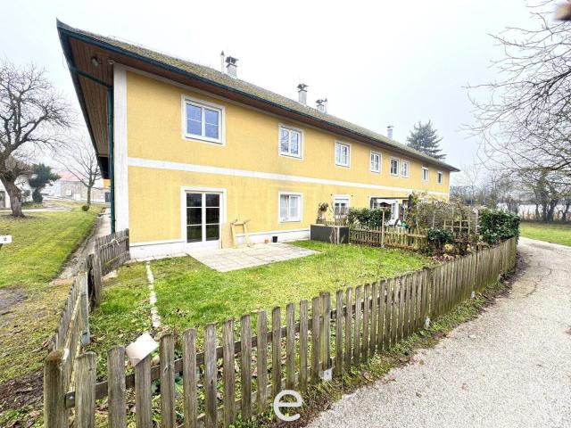 Gartenwohnung im gepflegten Vierkanthof in Alkoven/Straßham