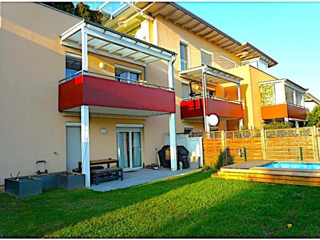 Gartenwohnung. überdachte Terrasse. Barrierefrei. Herrliche unverbaute Fernsicht.