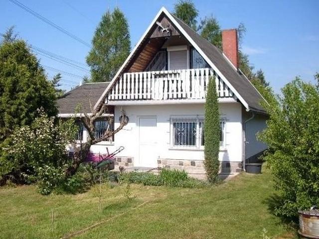 Gartenhaus direkt am See in Zerbst! Wochenend Ferienhaus mit Sauna auf einem parkähnlichen 8.000 m² großen Grundstück