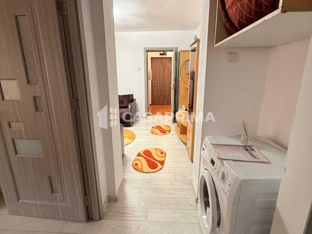 GARA ap. 2 camere, mobilat si utilat, et.2/4, semidecomandat, curat !