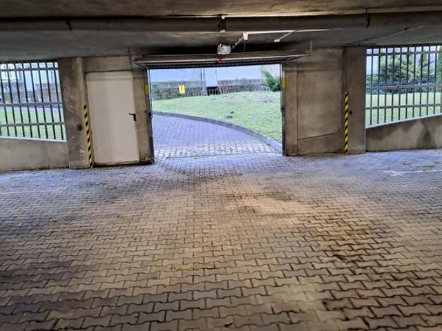 Garaż lokal na wynajem, Tychy