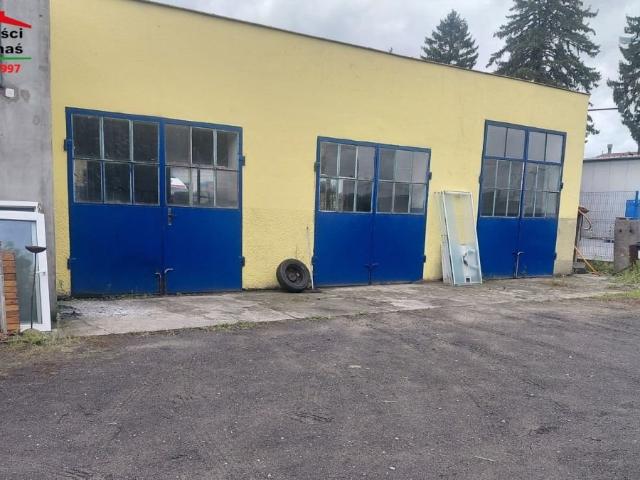 Garaż z kanałem i rampą 100 m² – idealny warsztat