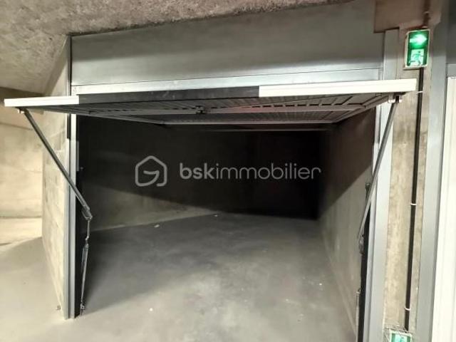 Garage 18m2, caluire et Cuire
