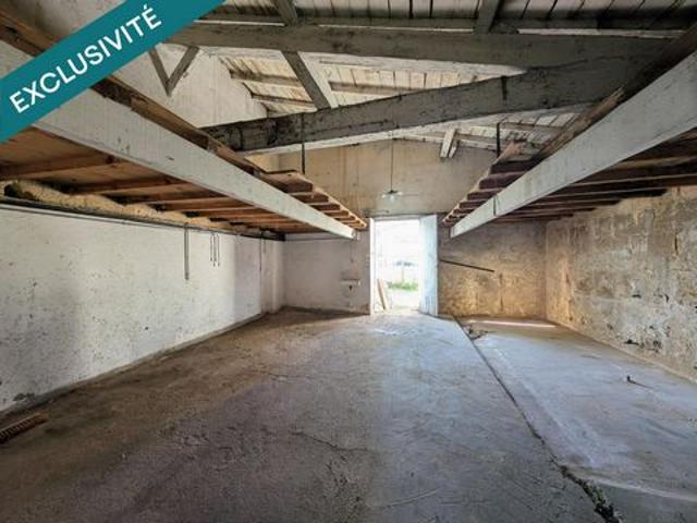 Garage 60 m² avec jardin
