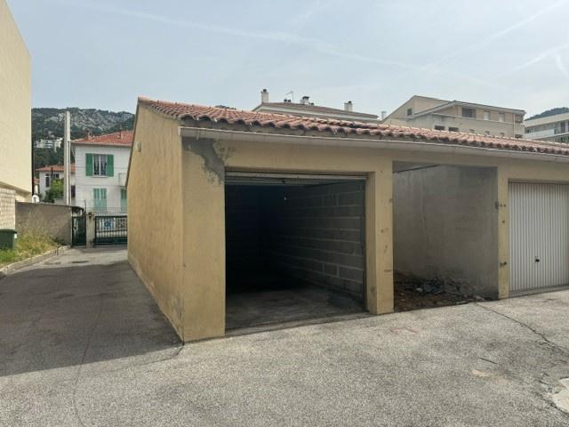 Garage claret entre 120 euros et 132 euros