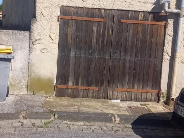 GARAGE A VENDRE