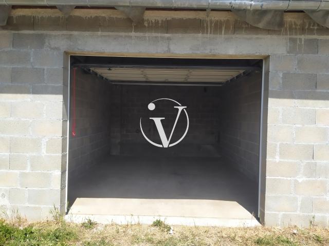 GARAGE A LOUER