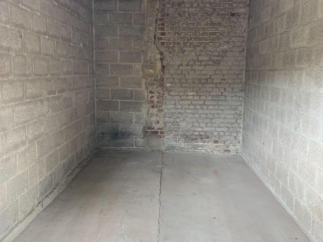 Garage à louer à Bailleul, Hauts de France, €