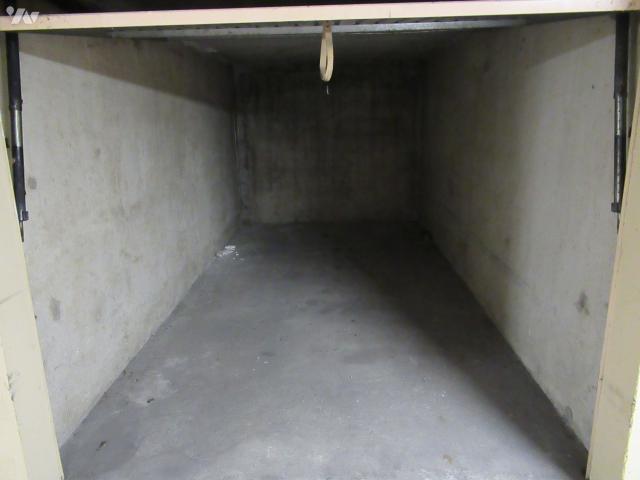 Garage à louer à Chalon sur Saône, Bourgogne Franche Comté, €