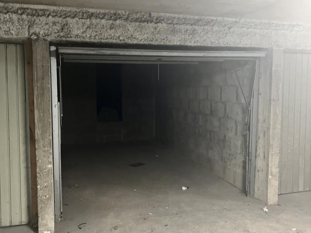 Garage à louer en centre ville de Lorient