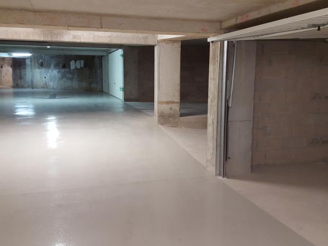 garage à louer espace Alban