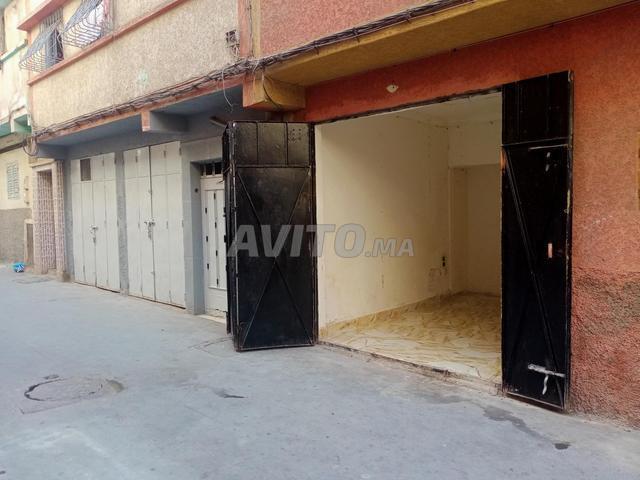 Garage à louer quartier Anbiyat près de la rue Amkrine ou Hassan