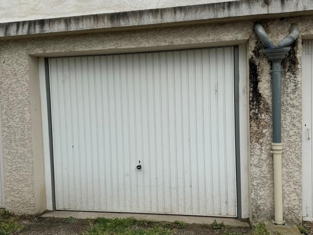 Garage à louer SAINT RAMBERT D'ALBON
