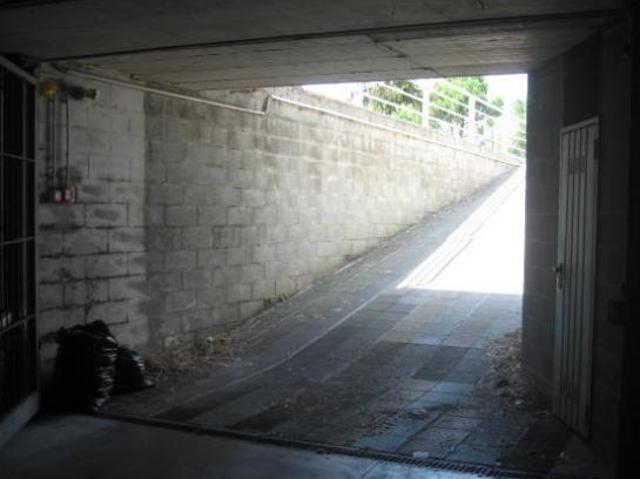 Garage a Parma Rif. pgzzg