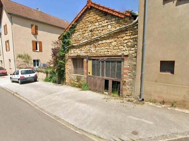Garage ancien atelier à rénover