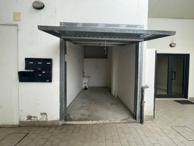 Garage / Autorimessa in affitto a San Benedetto del Tronto, Centrale