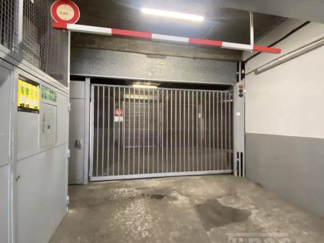 Garage Box