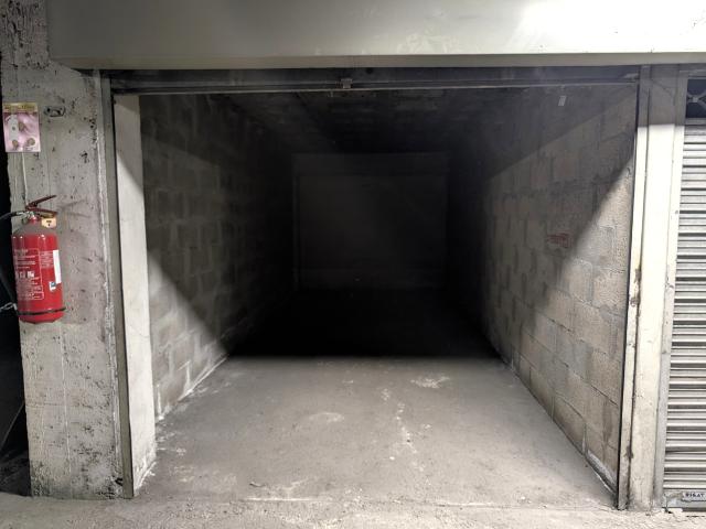 Garage de 15m2 traverse l'Antignane Face à l'hôpital Saint Joseph