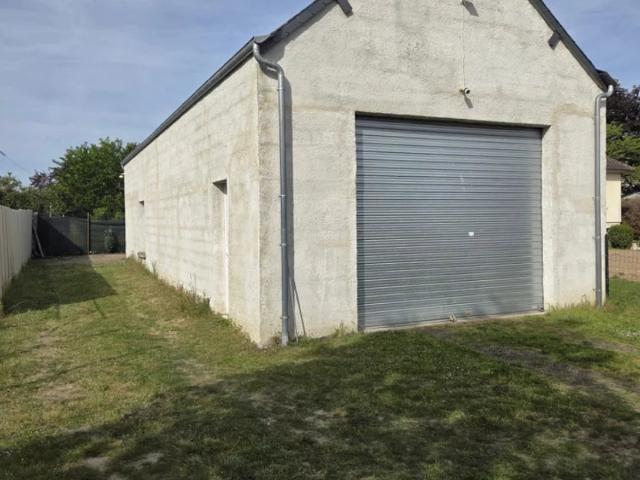 Garage de 87m² avec fort potentiel d'aménagement